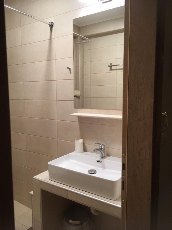 Marco'S Appartments เนอาโปติไดอา ภายนอก รูปภาพ
