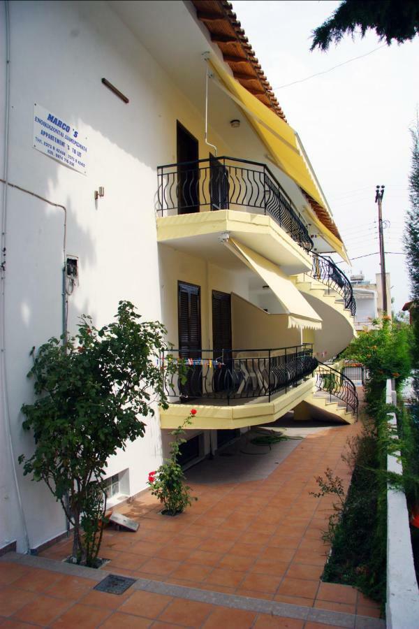 Marco'S Appartments เนอาโปติไดอา ภายนอก รูปภาพ