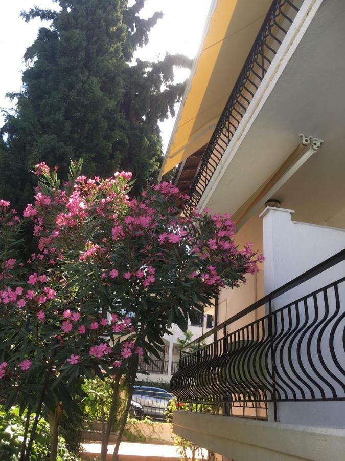 Marco'S Appartments เนอาโปติไดอา ภายนอก รูปภาพ